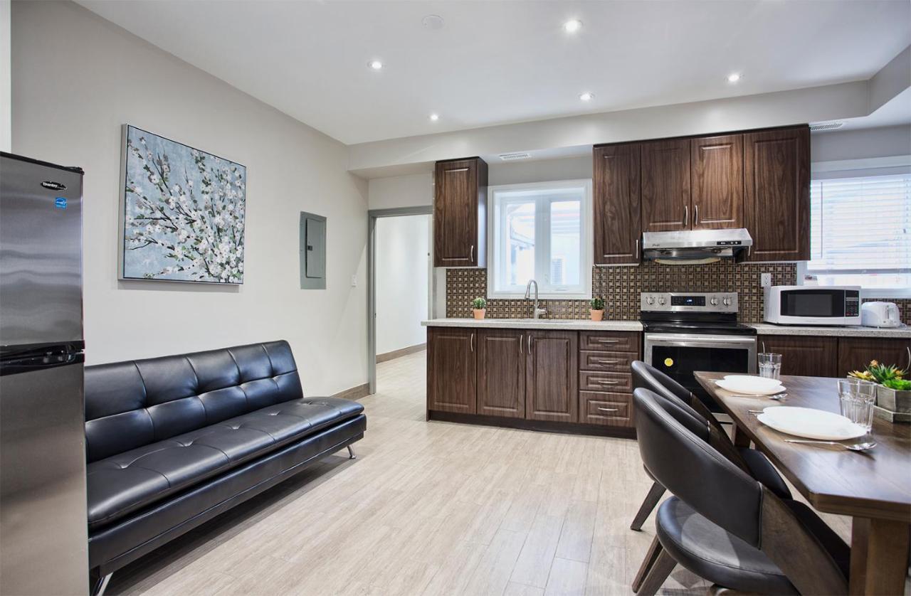 Toronto Rooms And Suites Zewnętrze zdjęcie